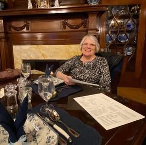 Meet your Posher, Carol